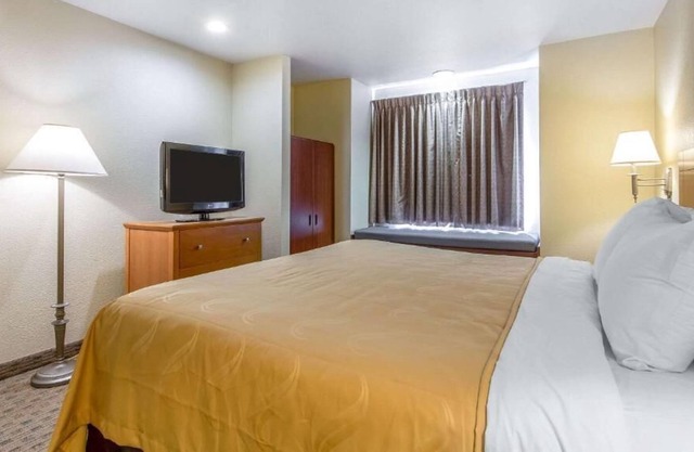 Quality Inn & Suites Wine Country