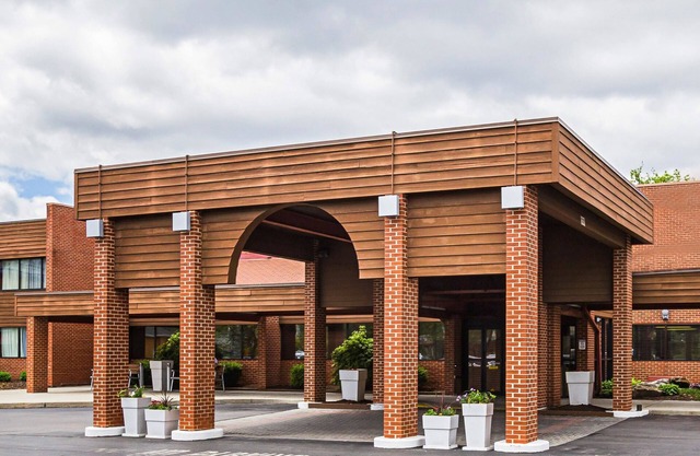 Quality Inn & Suites