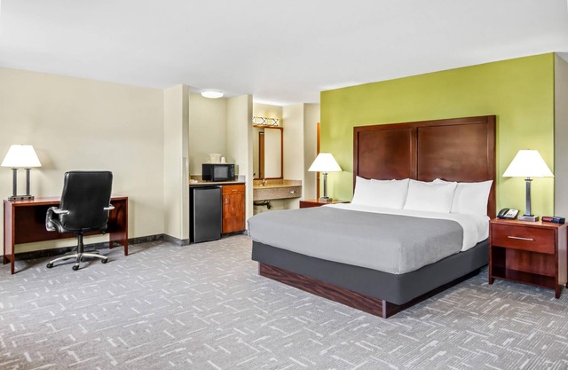 Quality Inn & Suites Vail Valley