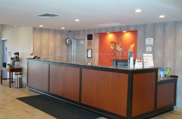 Quality Inn West Springfield