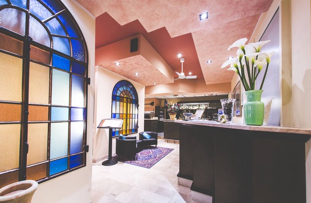 Quari Hotel Restaurant & Pizza