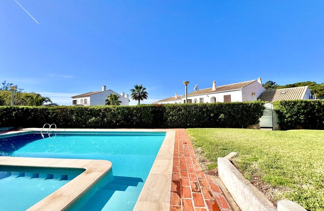 Quarteira Classic 2 With Pool by Homing