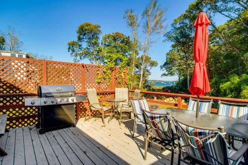 quarter Mi to Beach Home with Cotuit Bay View!