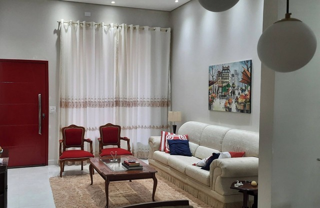 Quarto com Banheiro Anexo de uso Exclusivo