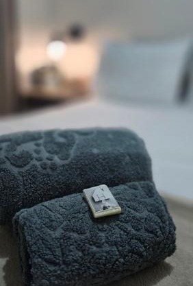 Quarto exclusivo, próximo a Dutra e Vale Sul Shopping em SJCampos-SP