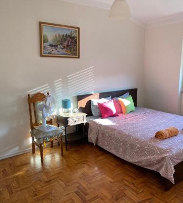 Quarto perto de Expor-Moscavide