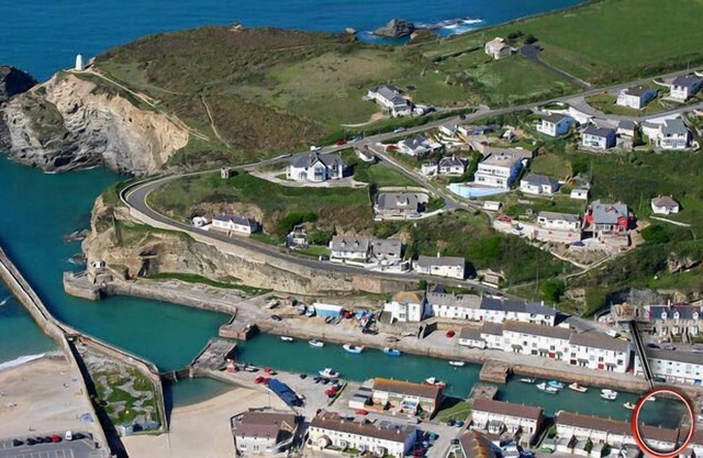 Kai-Häuschen, PORTREATH