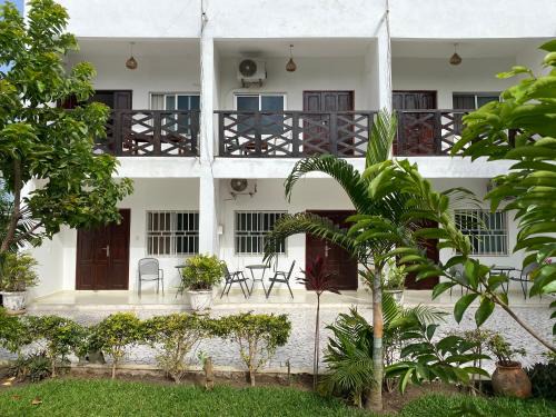 Queen Zee Boutique Hotel
