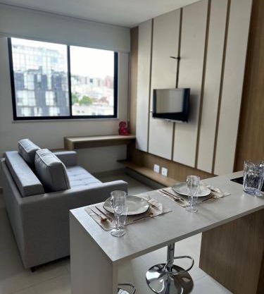 Queridinho do São Mateus com ar - lado da igreja