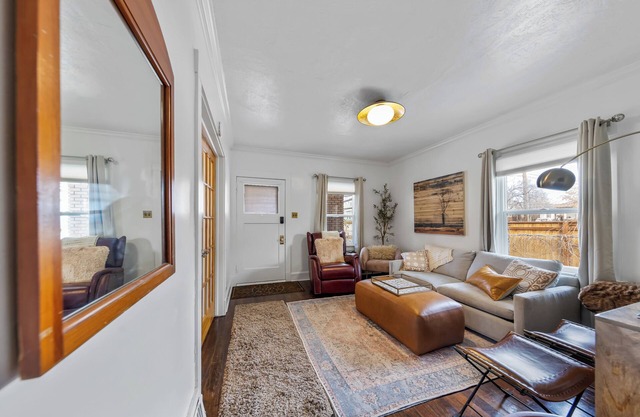 Quiet 3BR Sugar House Urban Escape by Mountains: Wi-Fi, Parking, Laundry
