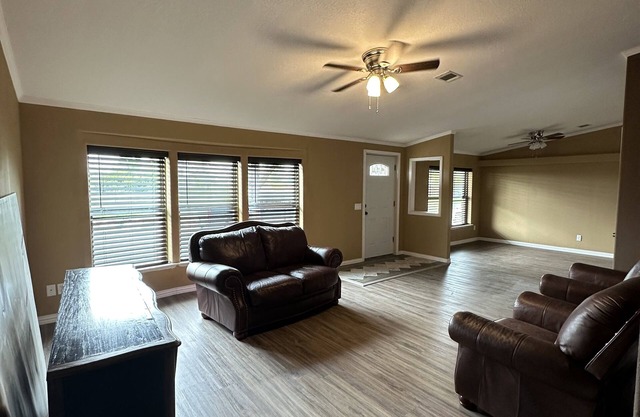 Quiet 4 bedroom 2.5 bath home