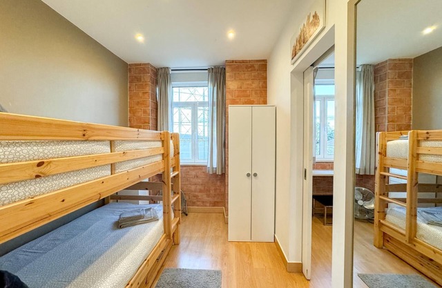 Quiet and Cozy, Easy Access to Lisbon Highlights