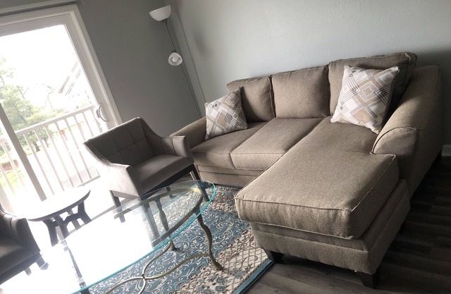 Quiet and Spacious 2BR apartment