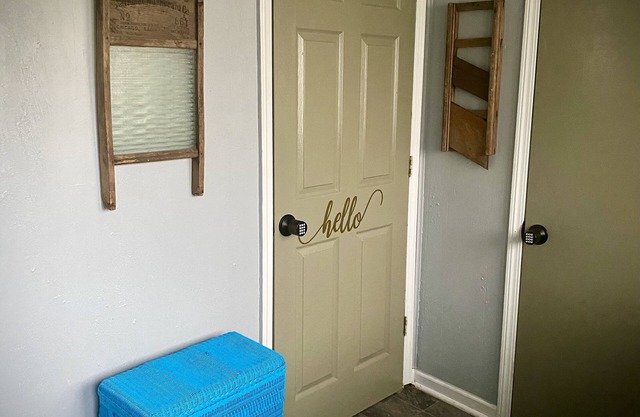 Quiet Basement apartment