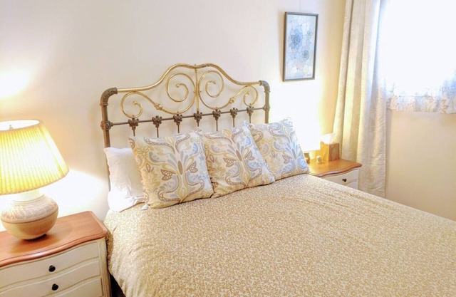 Ruhiges Schlafzimmer Perfekt gelegen - Restauriertes Redwood Home North Beach