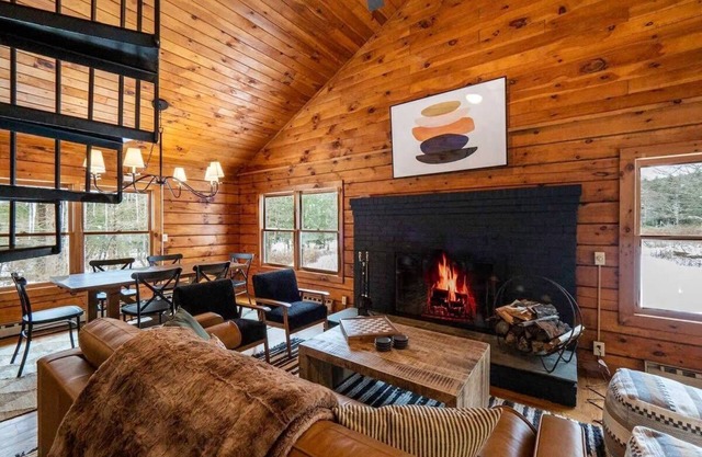 Quiet Cabin On Over 12 Acres Of Woods!