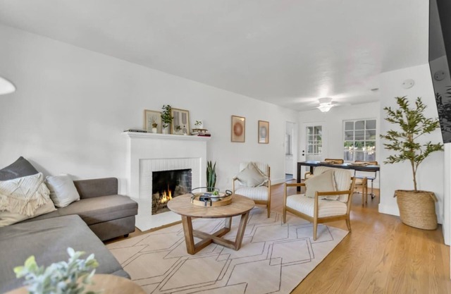Quiet & Comfy-Family&Pet Friendly Riverfront 1mile