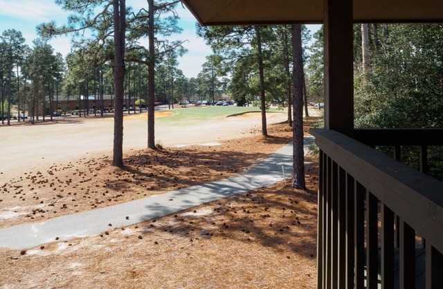 Quiet Condo on Golf Course with EV Plug near Pinehurst