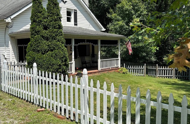 Quiet Country Charmer
