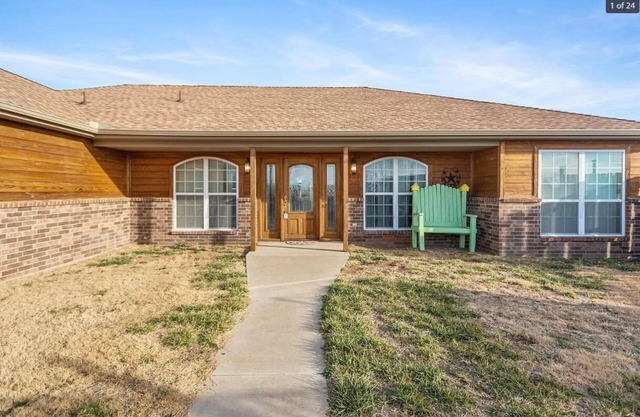 Quiet country home just outside of Pampa TX