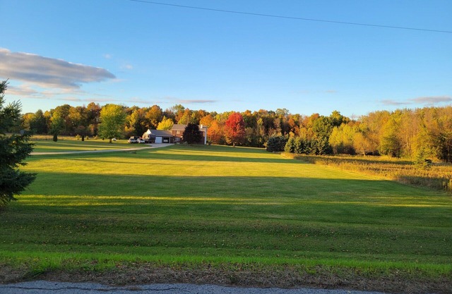 Quiet Country Home on 10 acers of land, located only 23 miles from EAA grounds.