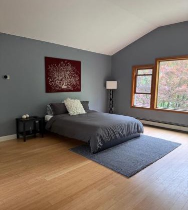 Quiet Cozy Stay Spacious Home Near Beach & Shops