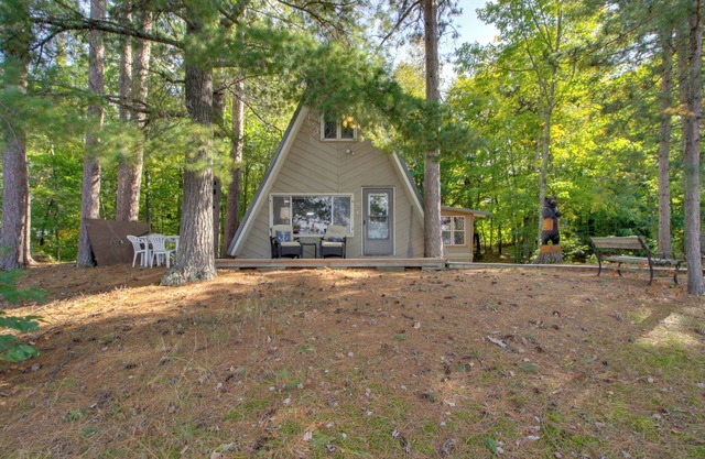 Quiet Deer River Cabin w/ Dock + Lake View!