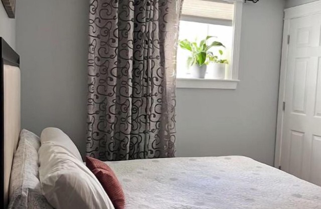 Quiet ground floor suite in west end Halifax.