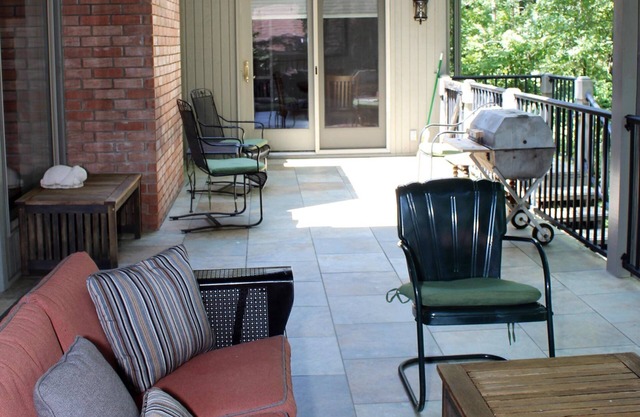 Quiet, Homey Retreat with access to Walking Trail