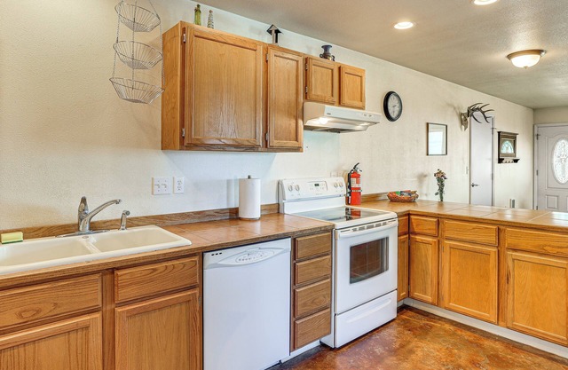 Quiet Lewiston Vacation Rental w/Scenic Views!