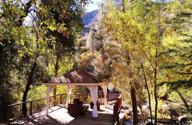 Quiet Mind Lodge Retreat & Spa Sequoias