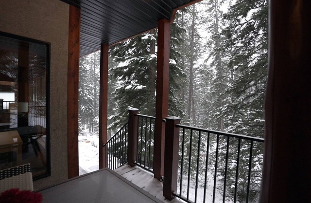 Quiet Mountain Escape- stay local & meet a legend.