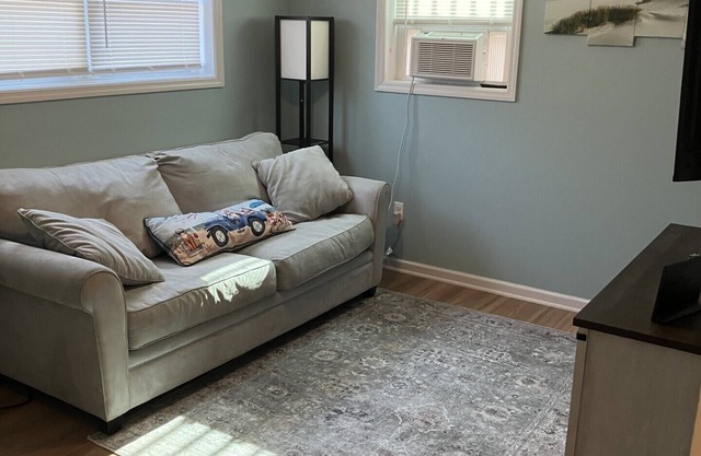 Quiet North End - One Bedroom Unit + Off Street Parking!