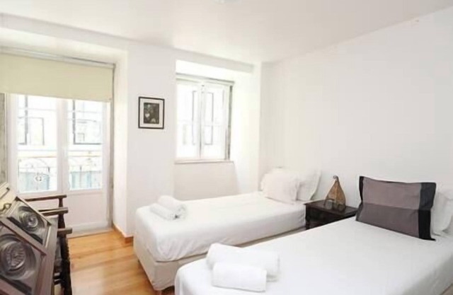 Quiet Prince - City Center Apartment (1E)