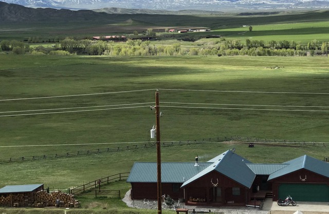 Quiet ranch setting over looking the Greybull River valley with mountain views