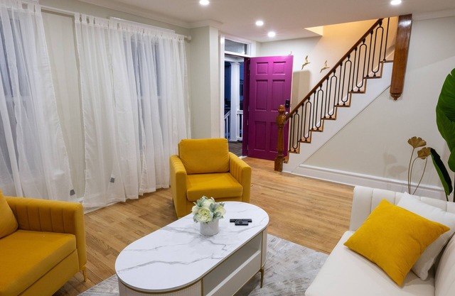 Quiet, Relaxing and Modern Utica House