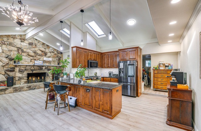 Quiet South Salinas Home: Next to SVMH!