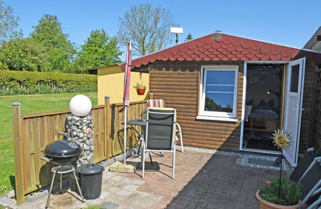 ruhiges gelegenes Ferienhaus mit Terrasse am Sund