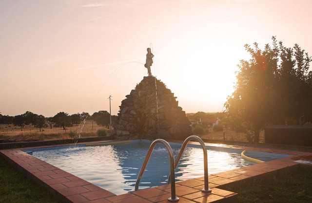 Quinta dos Fortios, fünfter Tipica Alentejo mit Pool, Garten, Obstgarten und Pferden.