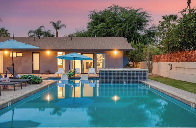 Quinta Green by Avantstay Modern Home w/ Pool, Spa & Golf Course!