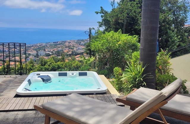 Quinta Martin, geräumige Villa mit Aussicht auf Funchal und den Atlantik