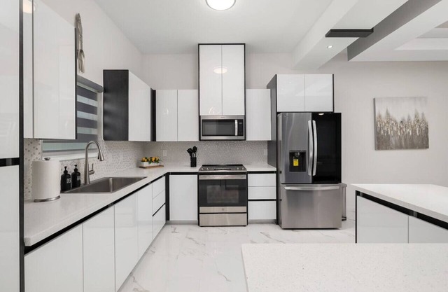 Quinta Real Townhomes - 4905