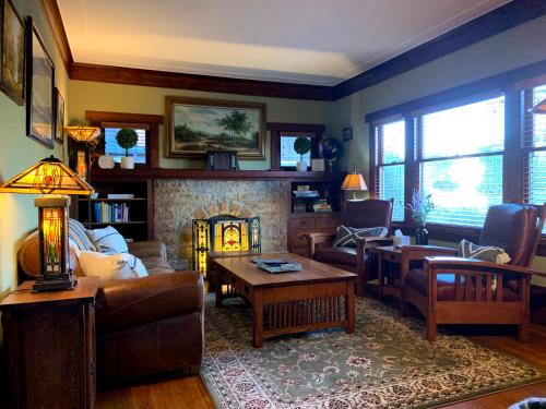 Quintessential 1910 Craftsman by Pickleball Court