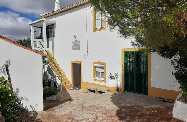 Quintinha Do Riacho - mit Panoramablick auf die Burg