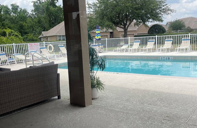 Quit, Cozy and comfy room, located in S Lakeland, between Orlando and Tampa