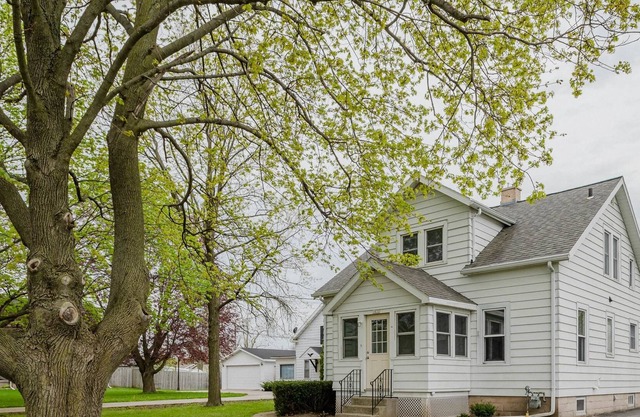 R&R on Rapids Rd Summ