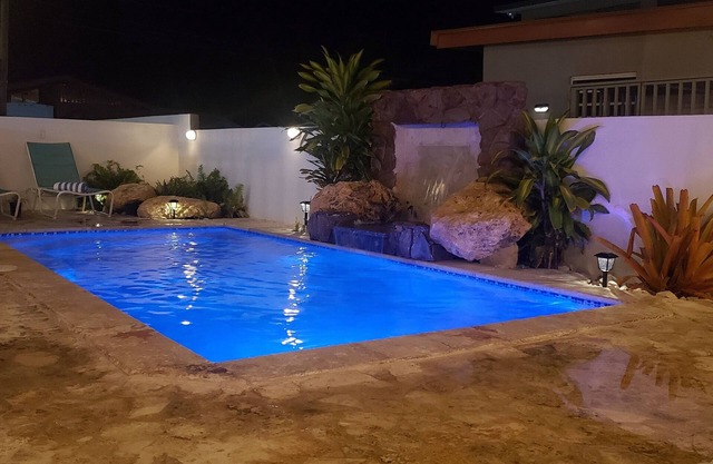 R&V Combate Beach House 1 with Pool