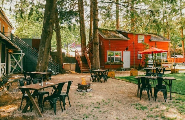 Race Brook Lodge