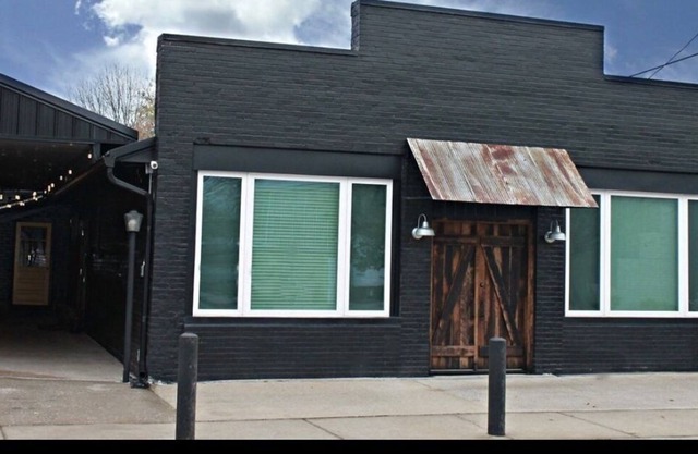 Race Street Retreat located just 15 minutes from Mammoth Cave