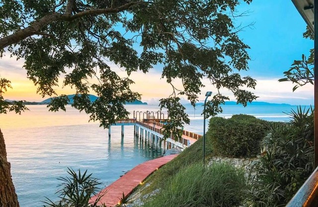 Racha Kiri Resort and Spa Khanom